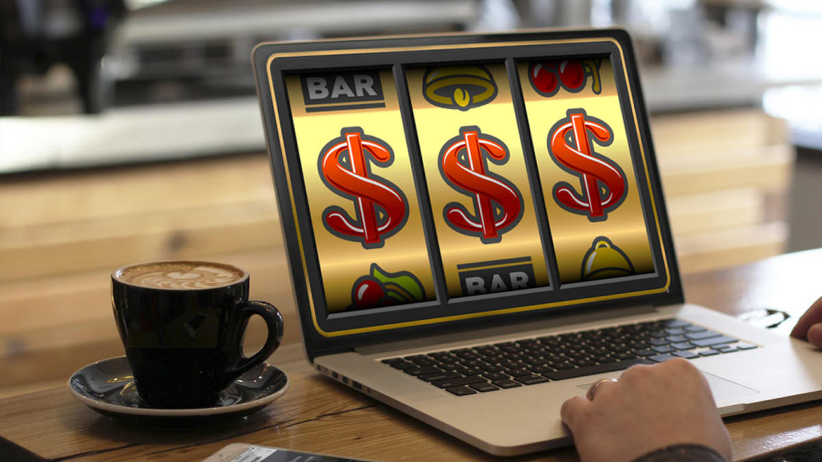 Slot Online: The Ultimate Guide to the Digital Spin